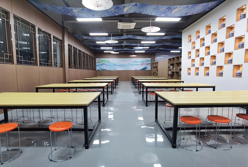 “邵陽(yáng)紅”中醫(yī)藥膳科普教育研學(xué)基地在天香生物產(chǎn)業(yè)園啟動(dòng)