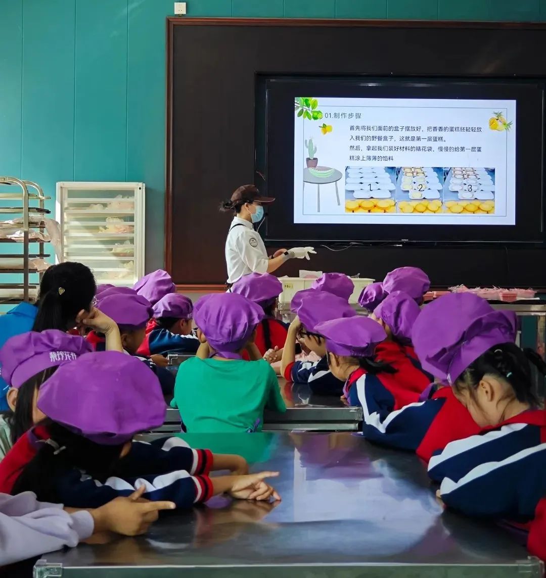 雙清區(qū)“愛心護(hù)航，助夢(mèng)成長(zhǎng)”