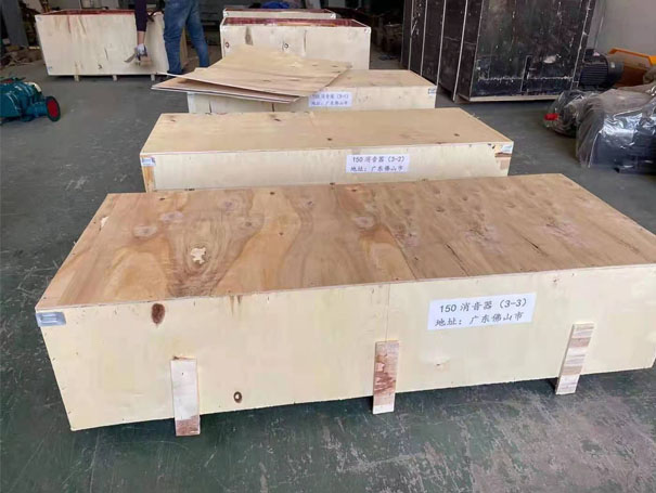 開工啦！發(fā)往佛山XQSSR150羅茨鼓風機 30KW4臺(圖2)